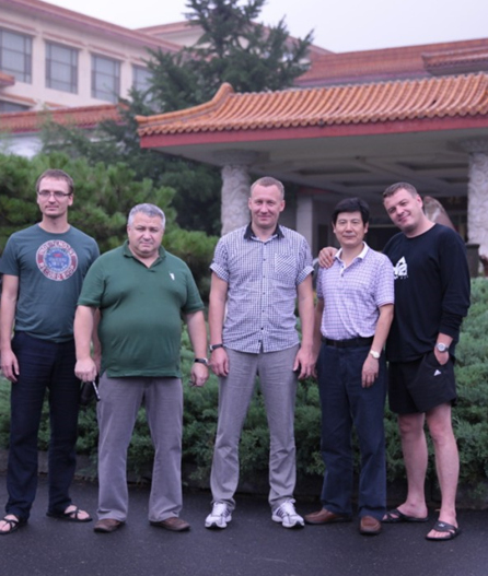 Российский партнер Б